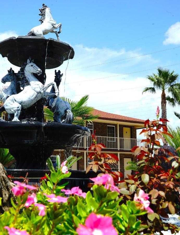 Savannah Inn And Suites Savannah Port Area 外观 照片