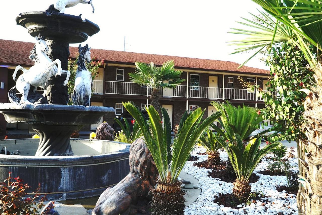 Savannah Inn And Suites Savannah Port Area 外观 照片
