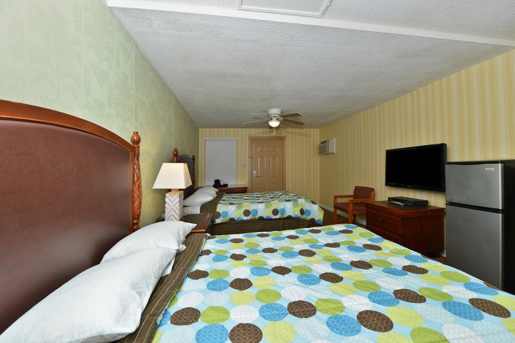 Savannah Inn And Suites Savannah Port Area 客房 照片