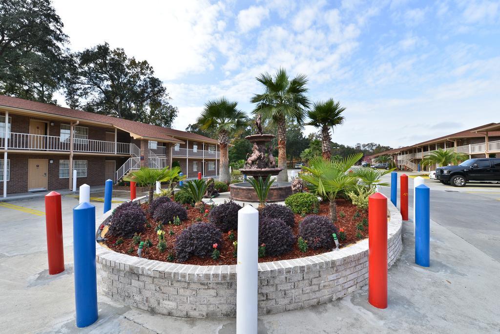 Savannah Inn And Suites Savannah Port Area 外观 照片